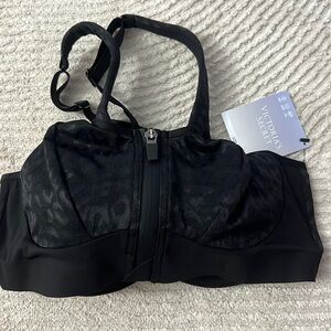 Victoria’s Secret sport bra